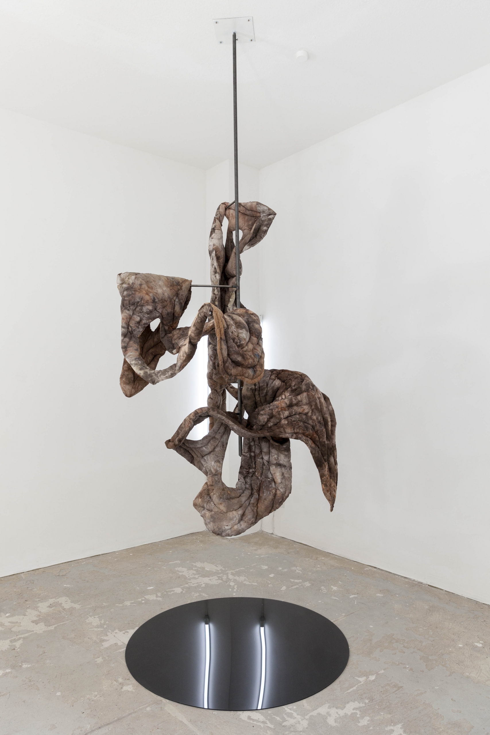 Body of Land, Ausstellungsansicht, Kunstraum VIKA Halle (Saale), 2021 / 
